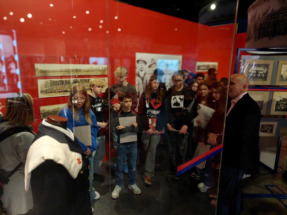 Lekcje archiwalne w Muzeum II Wojny Światowej w Gdańsku. Fot. Archiwum IPN