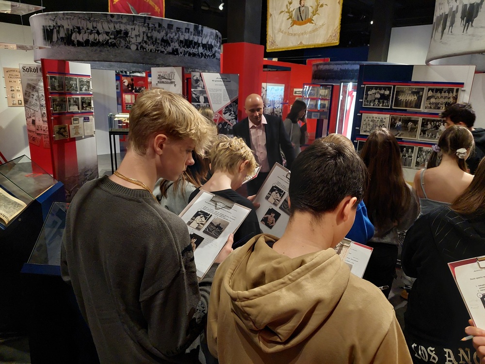 Lekcje archiwalne w Muzeum II Wojny Światowej w Gdańsku. Fot. Archiwum IPN