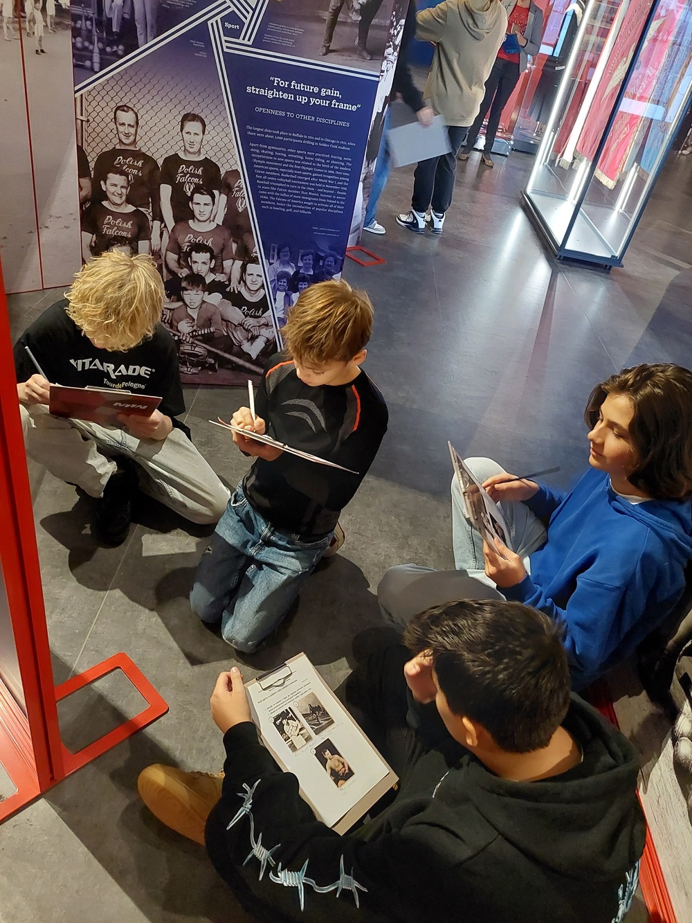 Lekcje archiwalne w Muzeum II Wojny Światowej w Gdańsku. Fot. Archiwum IPN