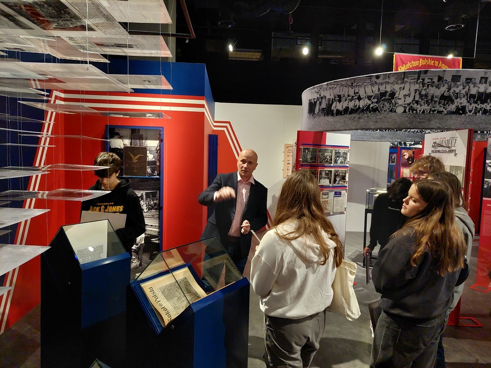 Lekcje archiwalne w Muzeum II Wojny Światowej w Gdańsku. Fot. Archiwum IPN