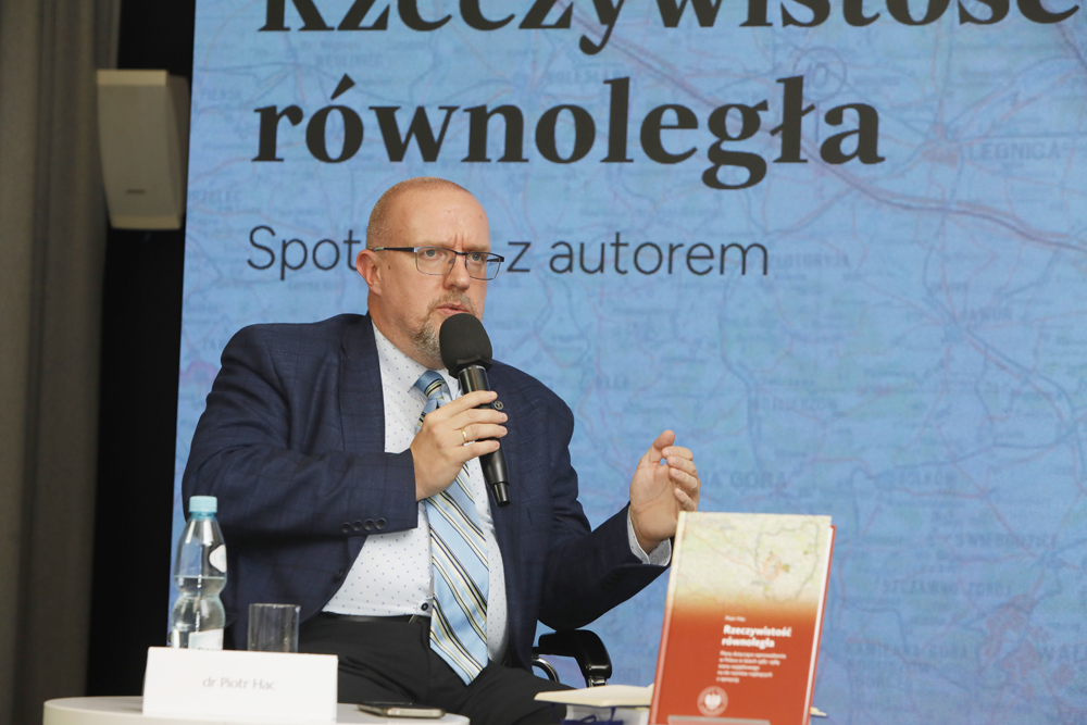 Spotkanie z cyklu „Książki pełne historii” – Warszawa, 25 października 2023. Na zdj. Piotr Hac. Fot. Piotr Życieński (IPN)