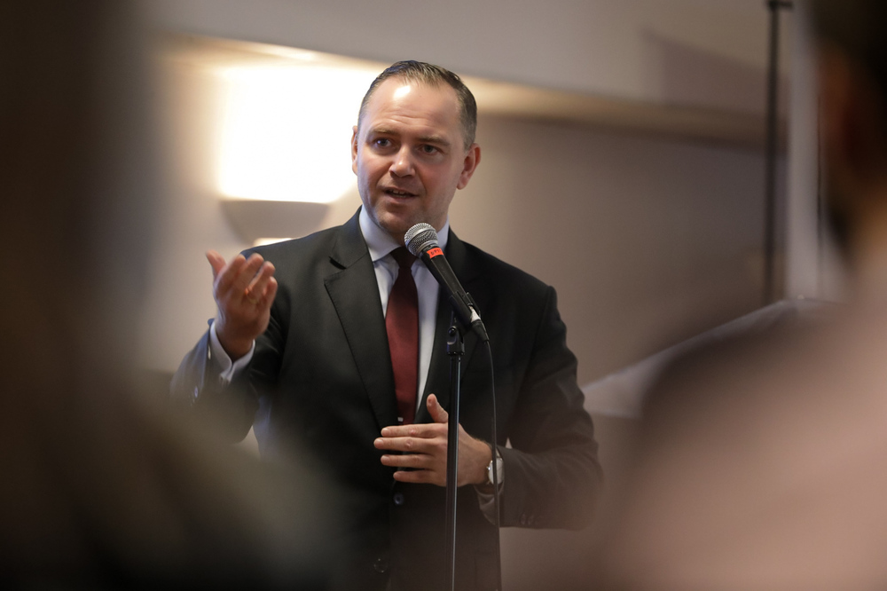 Prezes IPN dr Karol Nawrocki w Polskim Ośrodku Społeczno-Kulturalnym w Londynie – 29 października 2023. Fot. Mikołaj Bujak (IPN)