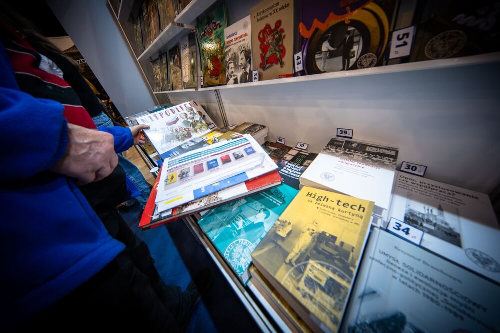 Targi Książki w Katowicach – 3–5 listopada 2023. Fot. Krzysztof Łojko (IPN)