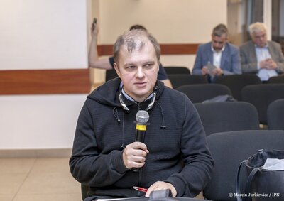 Konferencja prasowa w sprawie okoliczności śmierci Piotra Bartoszcze – 26 października 2017. Fot. Marcin Jurkiewicz / IPN