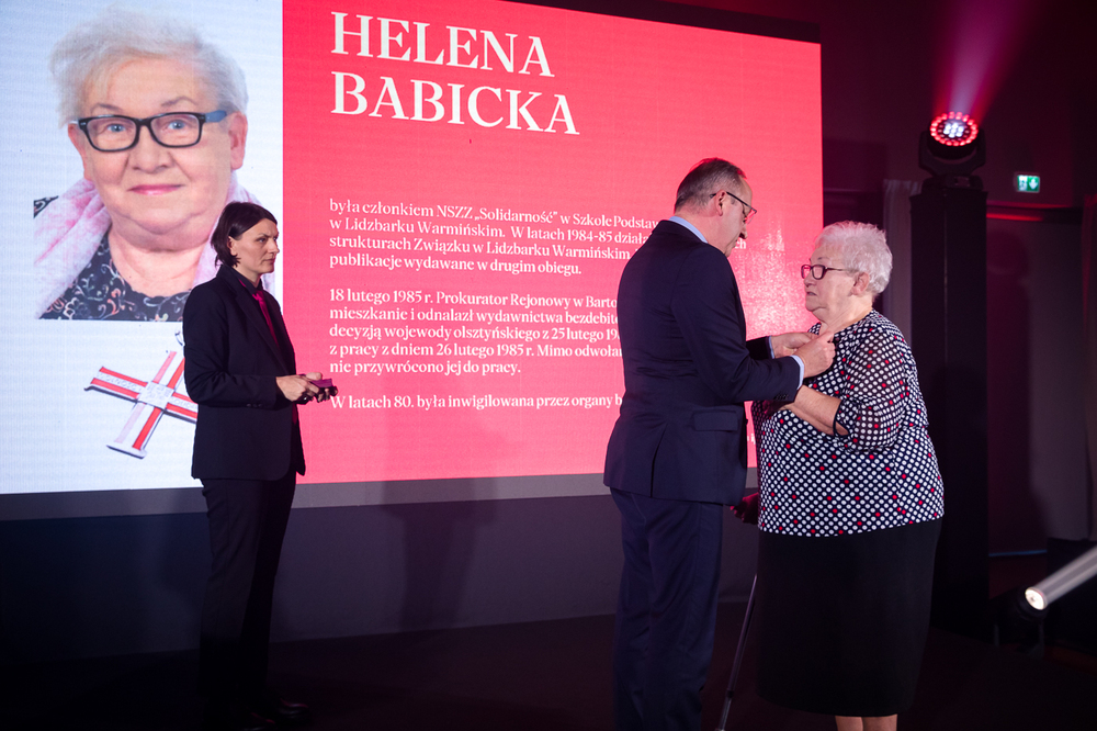 Uroczystość wręczenia Krzyży Wolności i Solidarności działaczom opozycji demokratycznej z lat 1976–1989. Fot. Sławek Kasper (IPN)