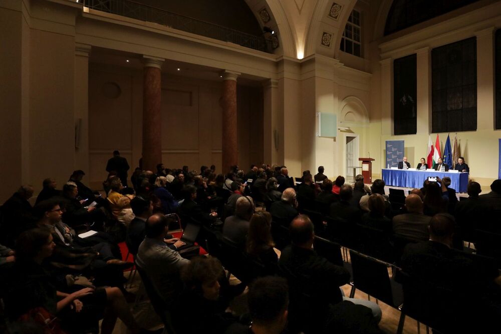 Debata „Polityka historyczna państw byłego bloku wschodniego na przykładzie Polski i Węgier” – Budapeszt, 23 listopada 2023. Fot. Mikołaj Bujak (IPN)