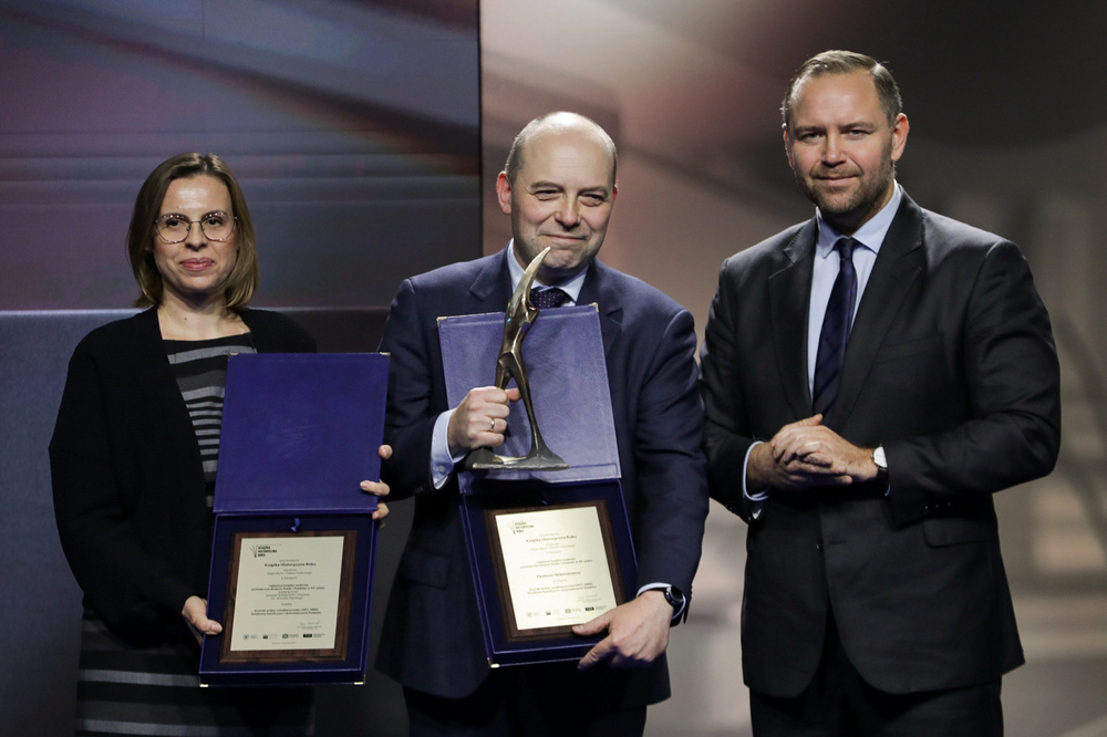 Nagroda dla najlepszej książki naukowej przyznana przez jury konkursu dla Pawła Skibińskiego za publikację „Kościół wobec totalitaryzmów (1917–1989). Światowy Katolicyzm i doświadczenie Polaków”. Fot. Mikołaj Bujak (IPN)