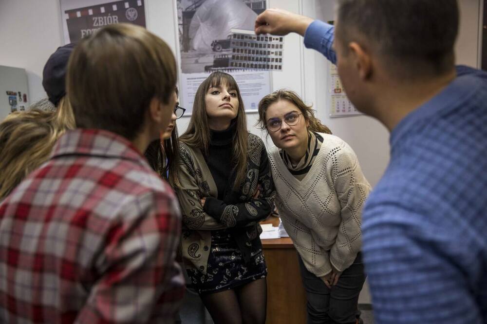 Relacja z wizyty studentów w Archiwum Instytutu Pamięci Narodowej – 27 listopada 2023. Fot. Katarzyna Adamów (IPN)