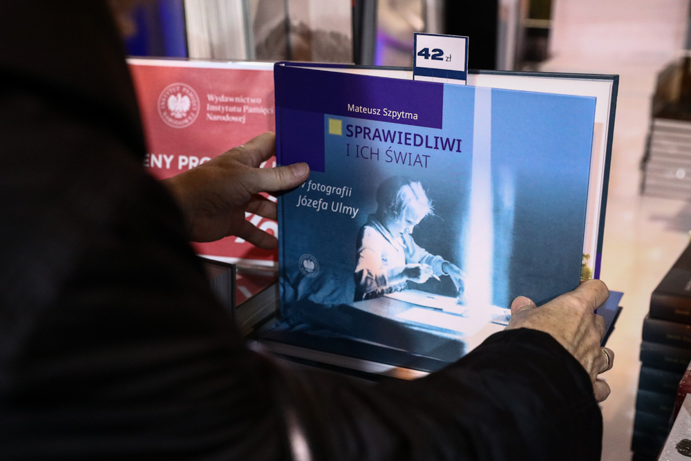 Wydawnictwo IPN na XXXI Targach Książki Historycznej w Warszawie. 30 listopada – 3 grudnia 2023. Fot. Sławek Kasper (IPN)