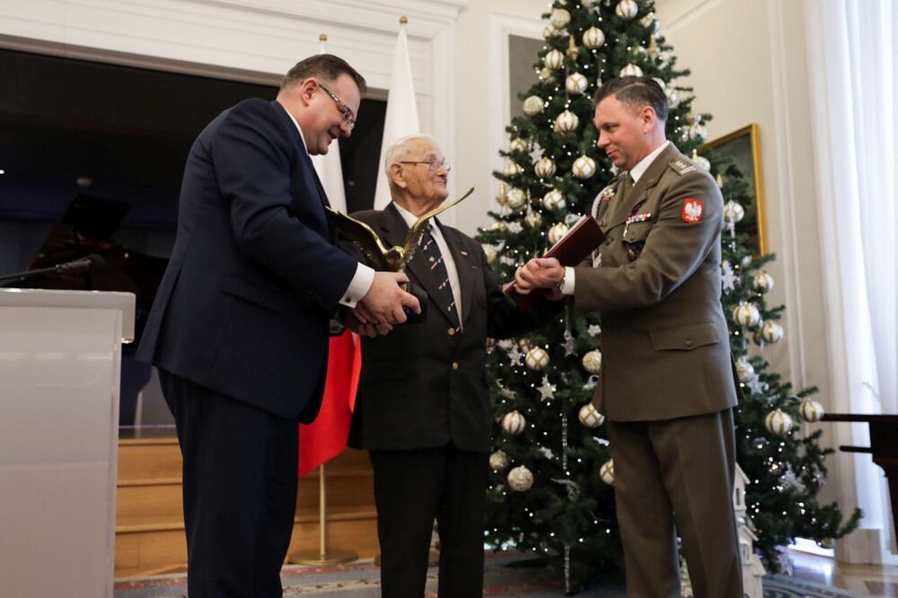 Uroczystości upamiętniające rocznicę urodzin Marszałka Piłsudskiego – Warszawa, 4 grudnia 2023. Fot. Mikołaj Bujak (IPN)