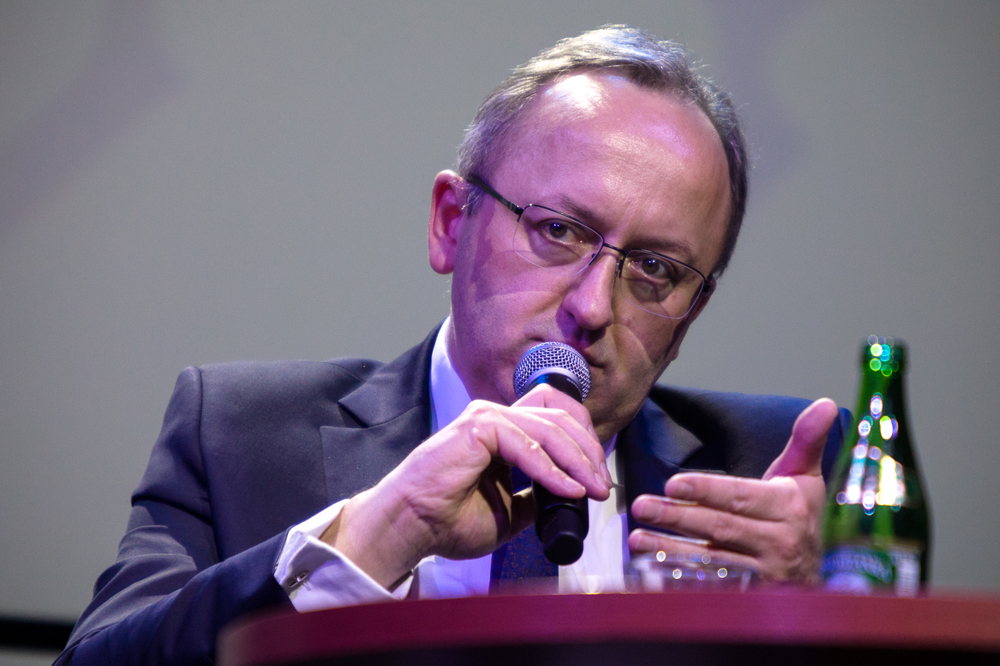 Dyskusja „Szlaki Nadziei. Odyseja Wolności” podczas zjazdu Platformy Europejskiej Pamięci i Sumienia – Warszawa, 6 grudnia 2023. Na zdj. dr hab. Karol Polejowski, zastępca prezesa IPN. Fot. Sławek Kasper (IPN)