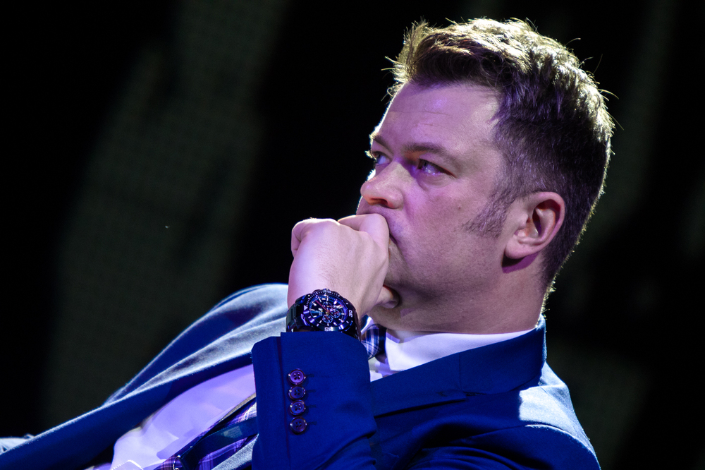 Dyskusja „Sprawiedliwi” podczas zjazdu Platformy Europejskiej Pamięci i Sumienia – Warszawa, 6 grudnia 2023. Na zdj. Marek Pyza, moderator dyskusji. Fot. Sławek Kasper (IPN)