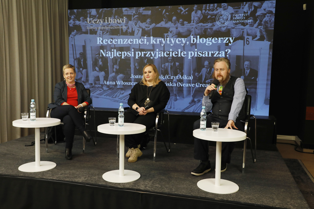 Spotkanie „Recenzenci, krytycy, blogerzy – najlepsi przyjaciele pisarza?” z cyklu „Uczy i bawi. Kultura popularna i historia” – Warszawa, 15 grudnia 2023. Fot. Piotr Życieński (IPN)