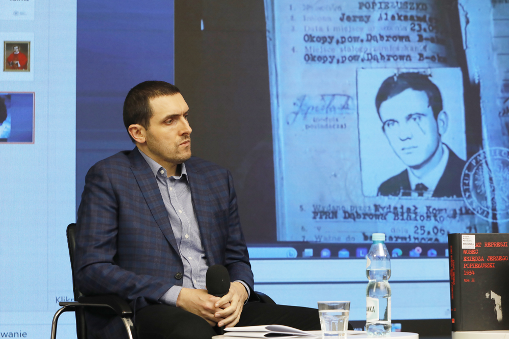 Spotkanie z cyklu „Tajemnice bezpieki” – Warszawa, 8 stycznia 2024. Na zdj. dr Witold Bagieński. Fot. Piotr Życieński (IPN)