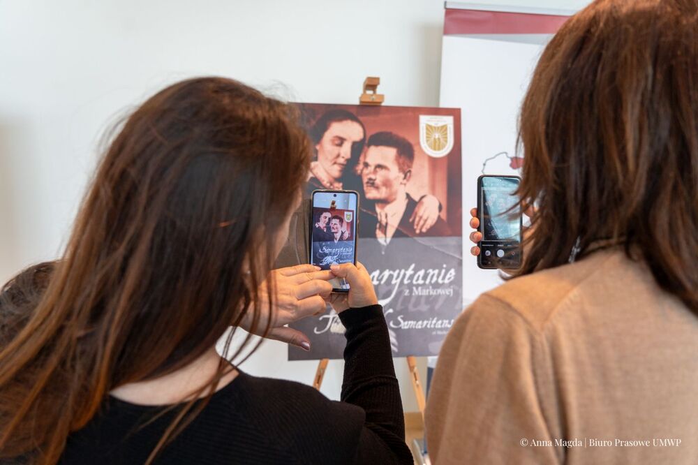 Prezentacja wystawy „Samarytanie z Markowej” w Brukseli – 30 stycznia 2024. Fot. Anna Magda