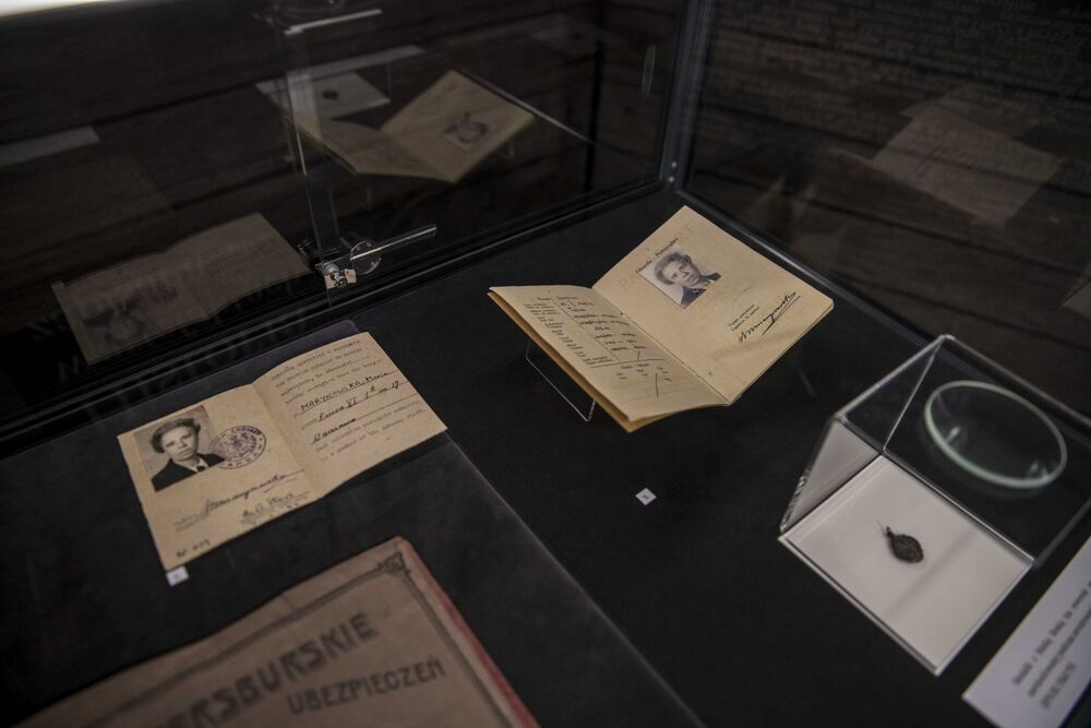 Nowa wystawa z cyklu „Historia w artefaktach zapisana” – Warszawa, 6 lutego 2024. Fot. Katarzyna Adamów (IPN)