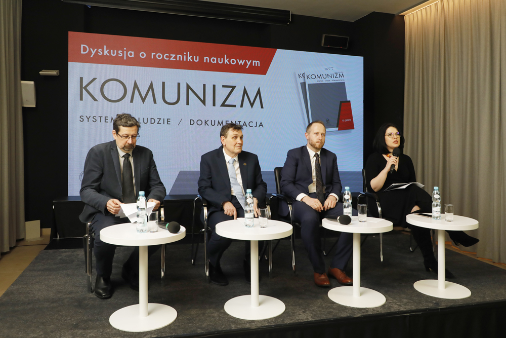Dyskusja o roczniku naukowym „Komunizm: system – ludzie – dokumentacja” – Warszawa, 7 lutego 2024