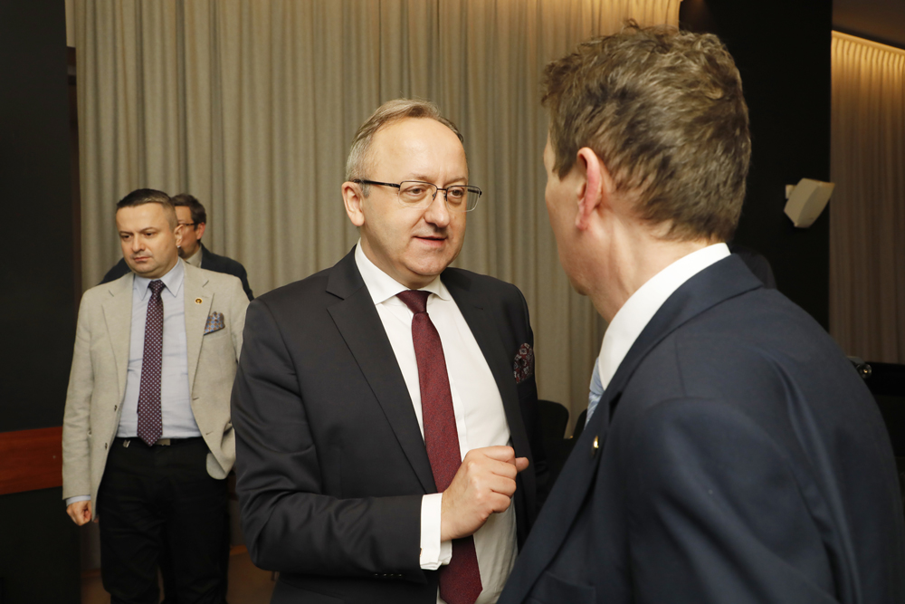 Dyskusja o roczniku naukowym „Komunizm: system – ludzie – dokumentacja” – Warszawa, 7 lutego 2024