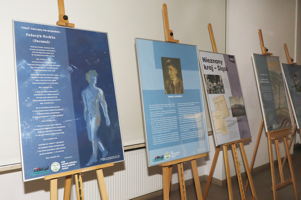 Wystawa „Poeci pokolenia Kolumbów – brylanty, którymi strzelano do wroga. Powstanie warszawskie 1944. Bitwa o Polskę.” – Warszawa, 21 lutego – 20 marca 2024 r. Fot. Piotr Życieński (IPN)