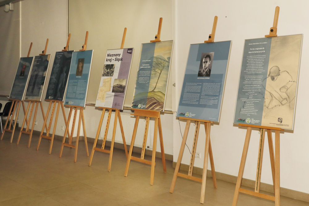 Wystawa „Poeci pokolenia Kolumbów – brylanty, którymi strzelano do wroga. Powstanie warszawskie 1944. Bitwa o Polskę.” – Warszawa, 21 lutego – 20 marca 2024 r. Fot. Piotr Życieński (IPN)