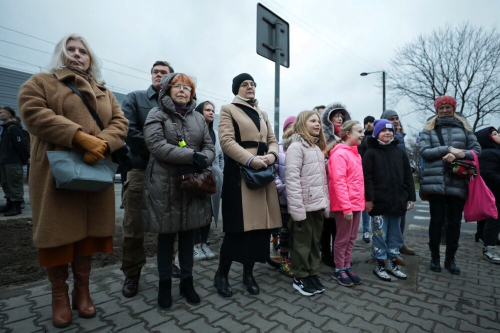 Uroczystości przed Willą Jasny Dom w hołdzie ofiarom komunistycznego terroru – Warszawa, 29 lutego 2024. Fot. Mikołaj Bujak (IPN)