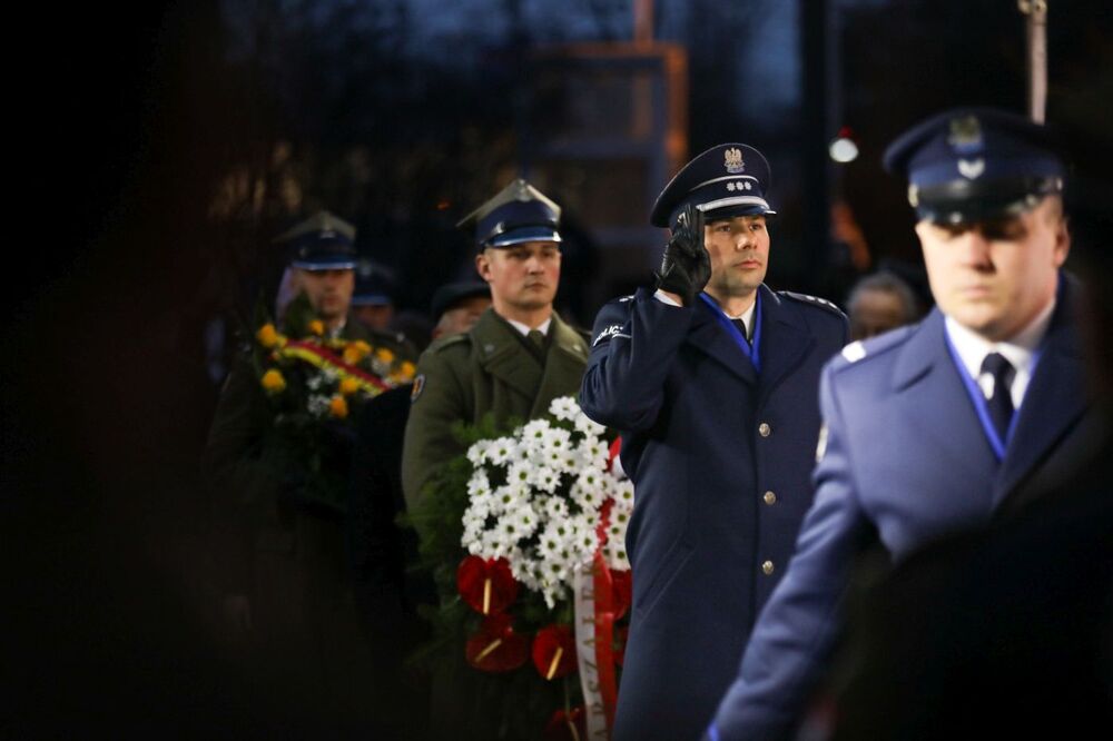 Uroczystości przed Willą Jasny Dom w hołdzie ofiarom komunistycznego terroru – Warszawa, 29 lutego 2024. Fot. Mikołaj Bujak (IPN)