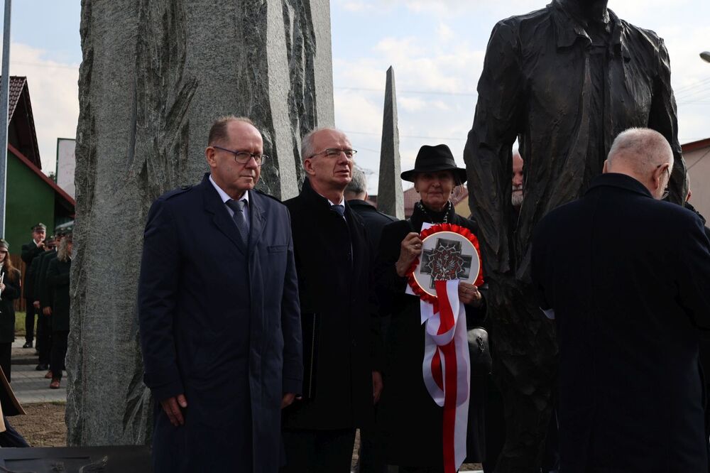 Uroczystość odsłonięcia pomnika ppłk. Ludwika Marszałka oraz Żołnierzy Niezłomnych – Dębica, 3 marca 2024. Fot. Katarzyna Gajda-Bator (IPN)