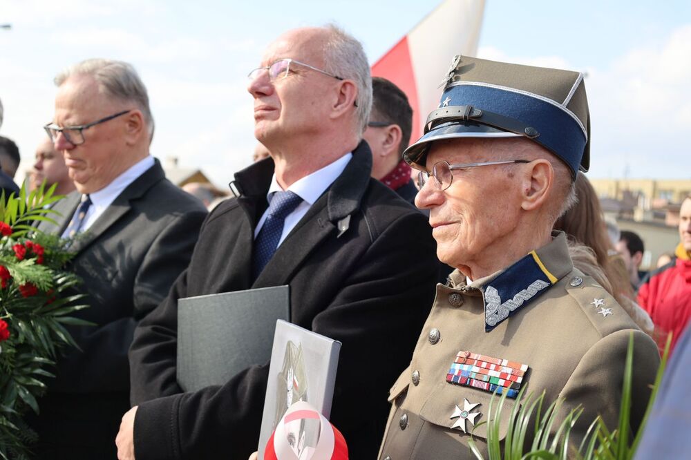 Uroczystość odsłonięcia pomnika ppłk. Ludwika Marszałka oraz Żołnierzy Niezłomnych – Dębica, 3 marca 2024. Fot. Katarzyna Gajda-Bator (IPN)
