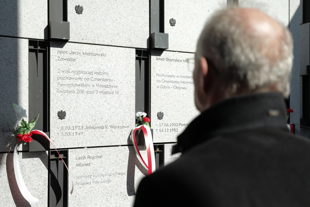 Uroczystości na powązkowskiej „Łączce” w 75. rocznicę zamordowania Hieronima Dekutowskiego „Zapory” – Warszawa, 7 marca 2024. Fot. Mikołaj Bujak (IPN)