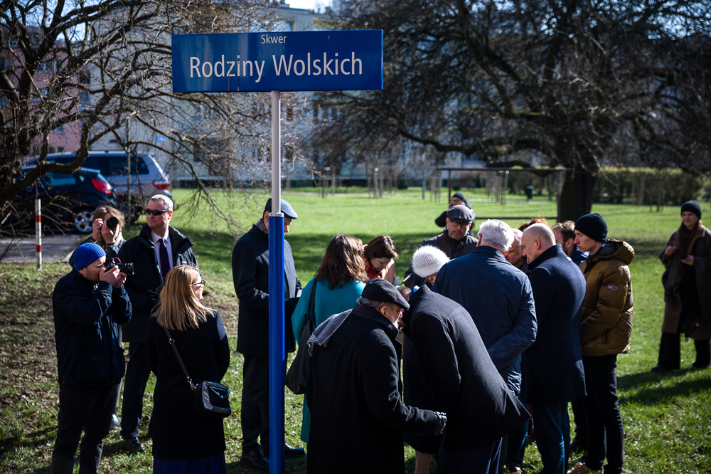 Oddaliśmy hołd zamordowanym mieszkańcom i opiekunom bunkra „Krysia” – Warszawa, 7 marca 2024. Fot. Sławek Kasper (IPN)