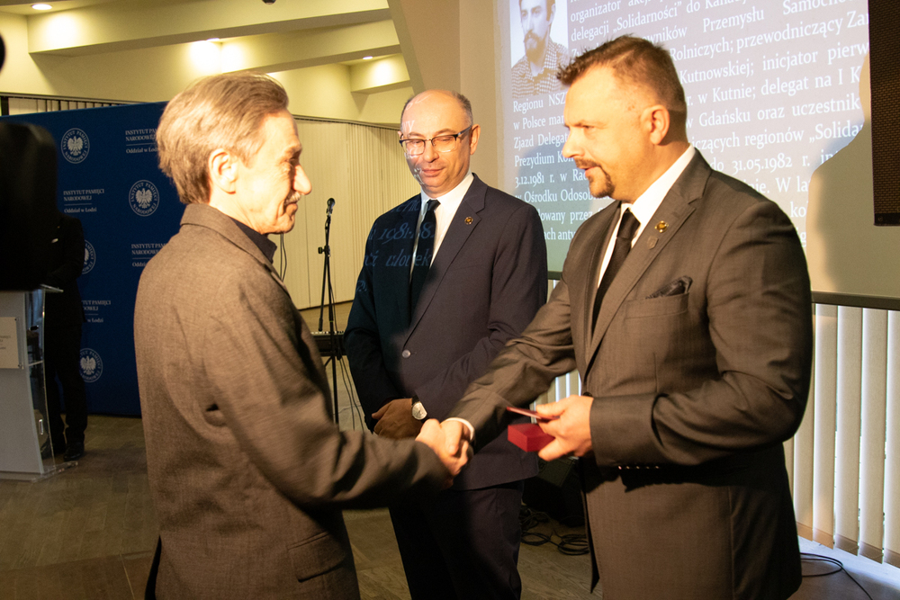 Uroczystość wręczenia Krzyży Wolności i Solidarności – Łódź, 8 marca 2024. Fot. IPN