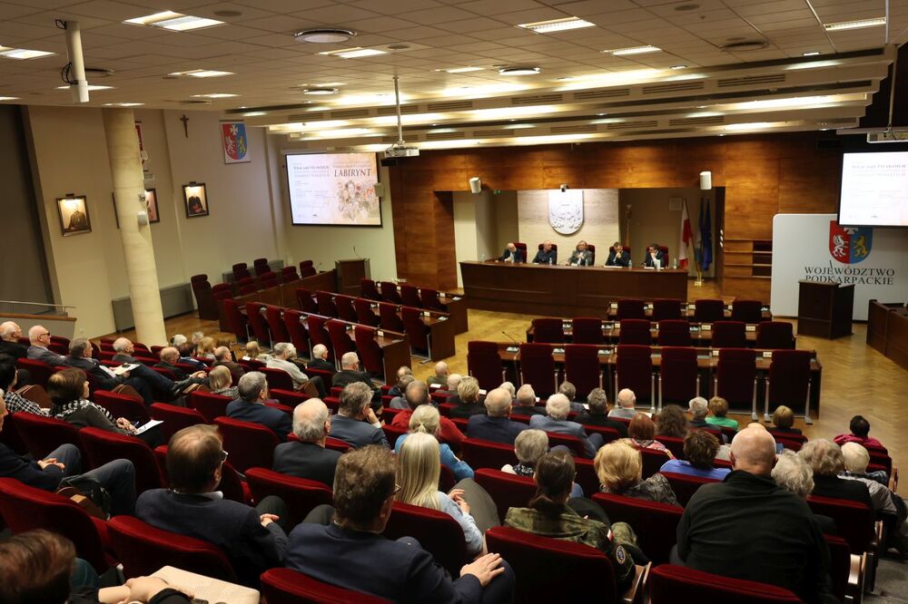 Debata wokół książki Przemysława Bystrzyckiego „Labirynt” – Rzeszów, 12 marca 2024. Fot. Katarzyna Gajda-Bator (IPN)