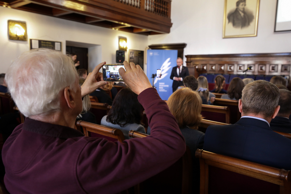 Gala wręczenia nagród w konkursie „Najlepszy Debiut Historyczny Roku w zakresie historii najnowszej” – 14 marca 2024. Fot. Mikołaj Bujak (IPN)