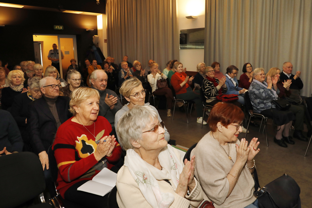 Wykład dr. hab. Krzysztofa Szwagrzyka, zastępcy prezesa IPN, dla słuchaczy Instytutu Trzeciego Wieku – Warszawa, 22 marca 2024. Fot. Piotr Życieński (IPN)