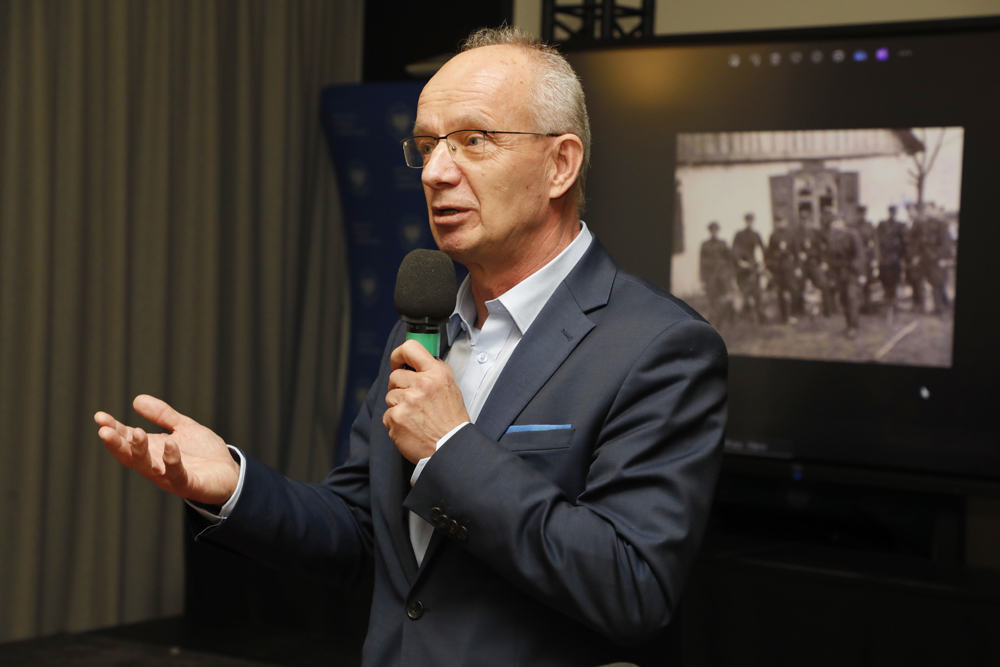 Wykład dr. hab. Krzysztofa Szwagrzyka, zastępcy prezesa IPN, dla słuchaczy Instytutu Trzeciego Wieku – Warszawa, 22 marca 2024. Fot. Piotr Życieński (IPN)