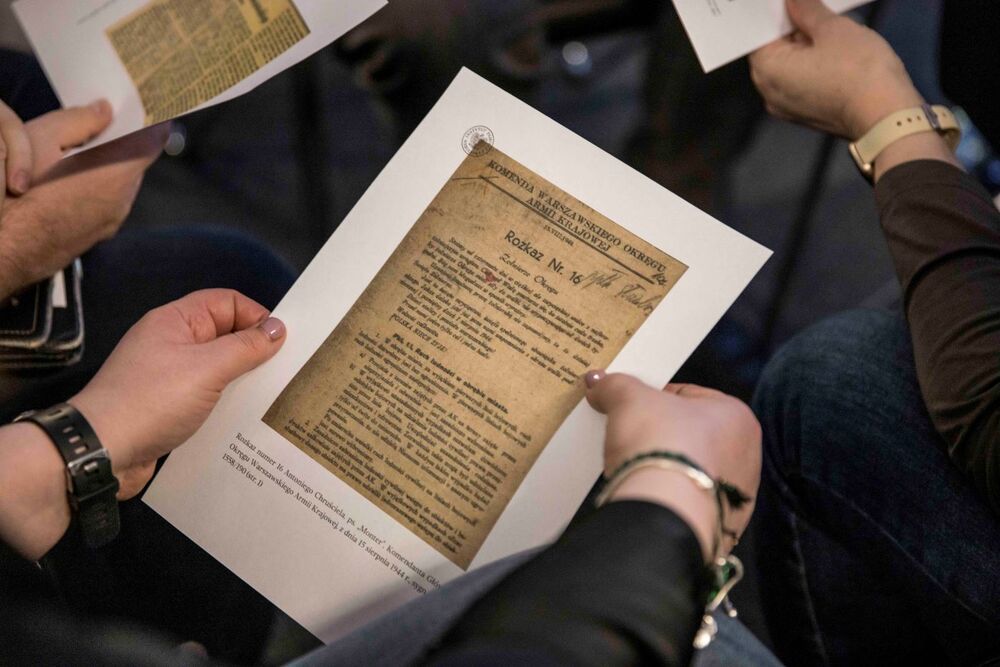 Powstanie warszawskie w dokumentach z Archiwum IPN – warsztaty dla nauczycieli. Fot. Katarzyna Adamów/AIPN