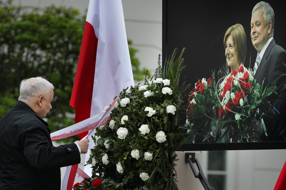 Uroczystości upamiętniające ofiary katastrofy smoleńskiej – 10 kwietnia 2024. Fot. Mikołaj Bujak (IPN)