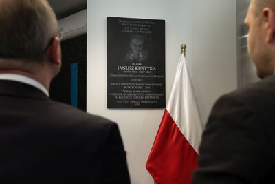 Uroczystości upamiętniające ofiary katastrofy smoleńskiej – 10 kwietnia 2024. Fot. Mikołaj Bujak (IPN)