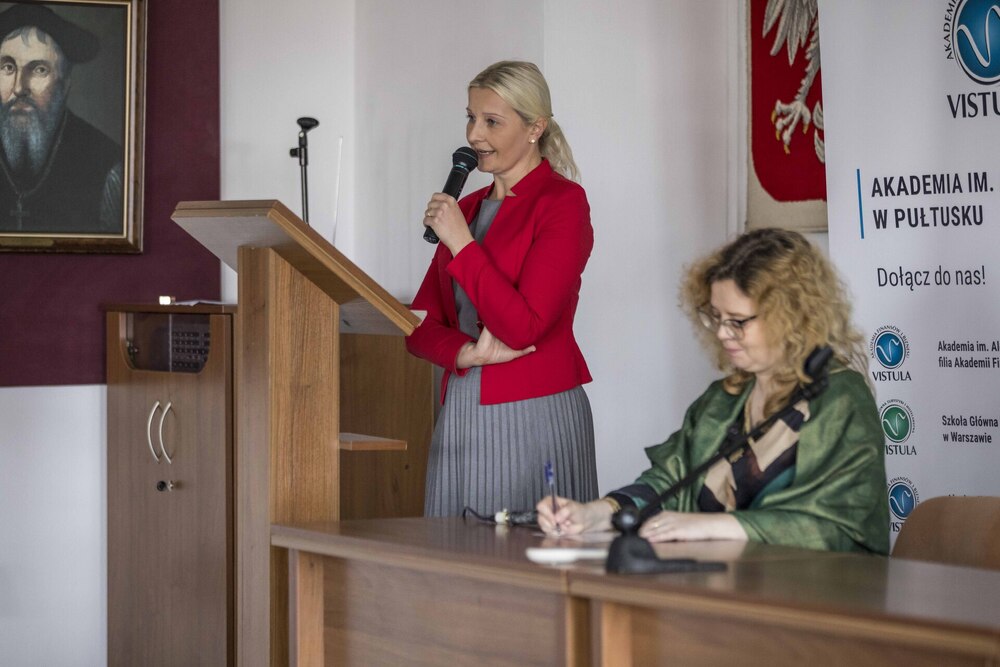 Nowa wystawa z cyklu „Historia w artefaktach zapisana” – Pułtusk, 18 kwietnia 2024. Fot. Katarzyna Adamów (IPN)