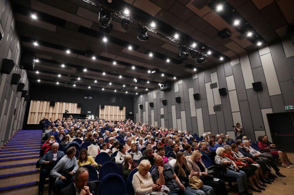 Spektakl muzyczny „Polska Parada. Naszą bronią jest piosenka” – Mława, 25 kwietnia 2024. Fot. Mikołaj Bujak (IPN)