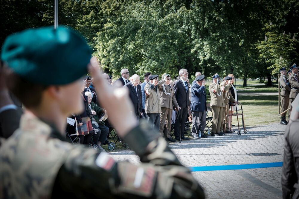 Uroczystości w 89. rocznicę śmierci Marszałka Józefa Piłsudskiego, 54. rocznicę śmierci gen. Władysława Andersa oraz 80. rocznicę Bitwy o Monte Cassino – Warszawa, pomnik Bitwy o Monte Cassino,11 maja 2024. Fot. Mateusz Niegowski (IPN)