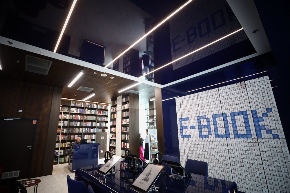 Zapraszamy do nowej księgarni Instytutu Pamięci Narodowej w Warszawie. Fot. Sławek Kasper (IPN)