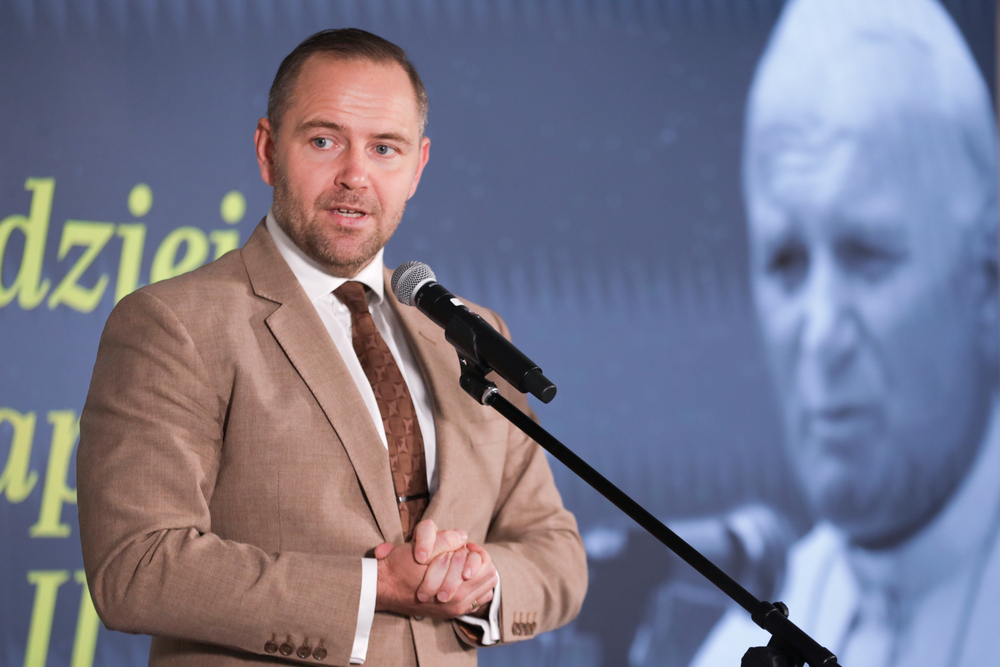 Spotkanie z George'em Weiglem – 13 maja 2024. Na zdj. prezes IPN dr Karol Nawrocki. Fot. Mikołaj Bujak (IPN)