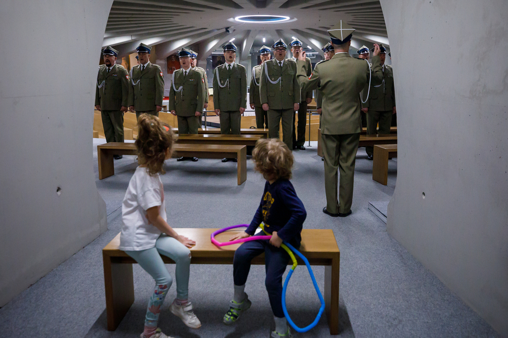 Uroczyste odsłonięcie tablicy upamiętniającej żołnierzy 2. Korpusu Polskich Sił Zbrojnych na Zachodzie – Warszawa, 18 maja 2024. Fot. Sławek Kasper (IPN)