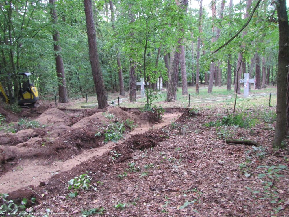 Rozpoczął się I etap prac poszukiwawczych w Lasach Zakrzewsko-Palędzkich