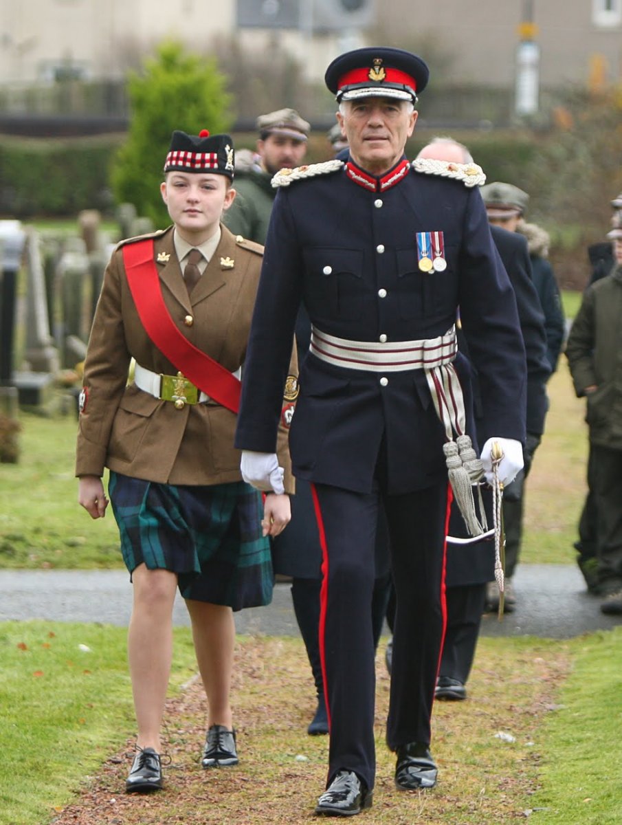 Patriotic celebrations at Hayfield Cemetery - Kirkcaldy (Scotland), 23 ...