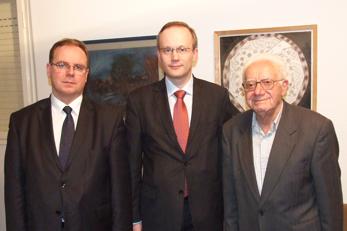 Dr. Krzysztof Persak, Dr. Łukasz Kamiński and Prof. Izrael Gutman
