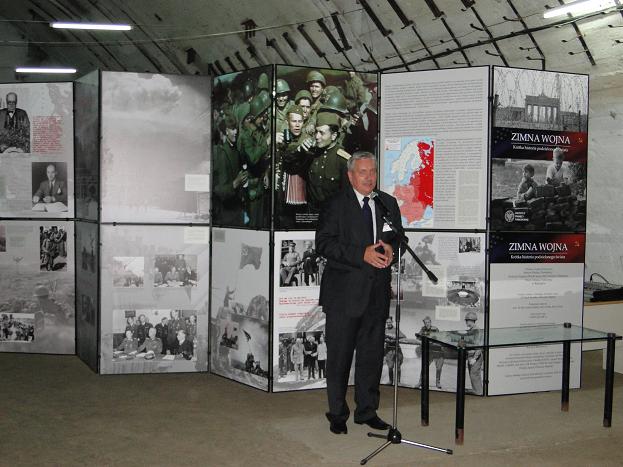 Professor Jerzy Eisler, director of the Institute of National Remembrance in Warsaw talks about the show