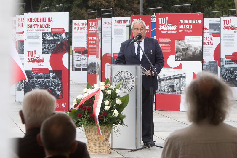 speeches during the opening of the exhibition