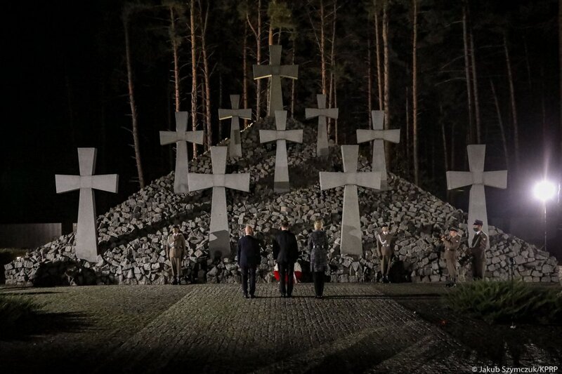 A commemorative ceremony at the Polish War Cemetery in Kiev-Bykivnia. Photo by Jakub Szymczuk/KPRP